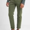 Pier One SLIM FIT CHINO - Chino - Dark Green