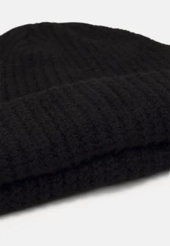 Pier One SHORT MICRO BEANIE UNISEX - Mütze - Black 8 Pier One SHORT MICRO BEANIE UNISEX - Mütze - Black -Pier One 0ebb65d54b0643c5908d2c2364f4ca2c