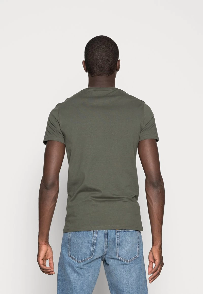 Pier One 3 PACK - T-Shirt Basic - Black/grey/green 3 Pier One 3 PACK - T-Shirt Basic - Black/grey/green – Bild 3