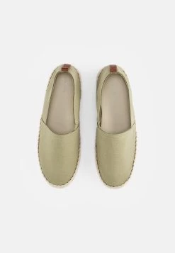 Pier One RENA ESPADRILLE UNISEX - Espadrille - Olive 9 Pier One RENA ESPADRILLE UNISEX - Espadrille - Olive -Pier One 37f61750ec004994b62ae6ddcfad1a43