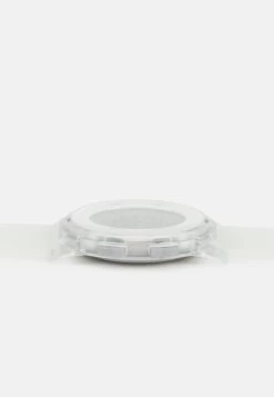 Pier One Digitaluhr - Transparent 8 Pier One Digitaluhr - Transparent -Pier One 4386d6beaa344030852b52d67b353427