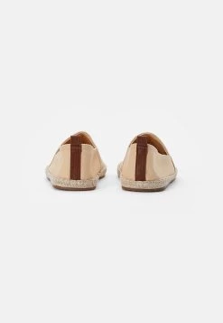 Pier One RENA ESPADRILLE UNISEX - Espadrille - Beige 8 Pier One RENA ESPADRILLE UNISEX - Espadrille - Beige -Pier One 8310eea23d7d45459447954d543b0c0d