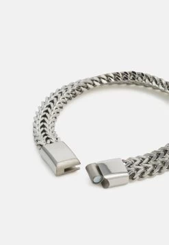 Pier One Armband - Silver-coloured -Pier One 8ade362317344761972d7f92dfca3311