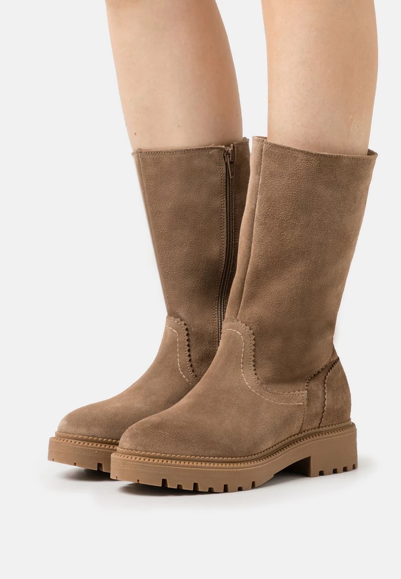 Pier One LEATHER WINTER BOOT - Stiefel - Taupe 1 Pier One LEATHER WINTER BOOT - Stiefel - Taupe