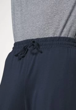 Pier One Nachtwäsche Set - Dark Blue 10 Pier One Nachtwäsche Set - Dark Blue -Pier One a5d42209ff4c491f9b21d6fd4443a654