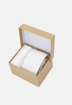 Pier One SET - Einstecktuch - White -Pier One cc5c1369efc3414f9ad0b2848d35ffe7