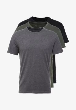 Pier One 3 PACK - T-Shirt Basic - Black/grey/green 11 Pier One 3 PACK - T-Shirt Basic - Black/grey/green -Pier One df840033a7f04afda15f16c48ba7762b