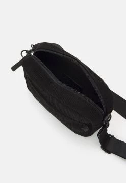 Pier One UNISEX - Umhängetasche - Black 8 Pier One UNISEX - Umhängetasche - Black -Pier One f6e97ec080334bee84e0beb3736ab78d