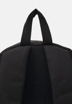 Pier One UNISEX - Tagesrucksack - Black -Pier One fc7241343a74409fb408f3a0350e80e5